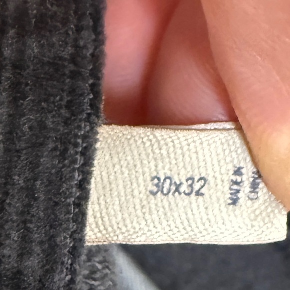 Faherty Men’s Organic Cotton Corduroy pants | 30/32 | Charcoal Grey - Picture 9 of 9